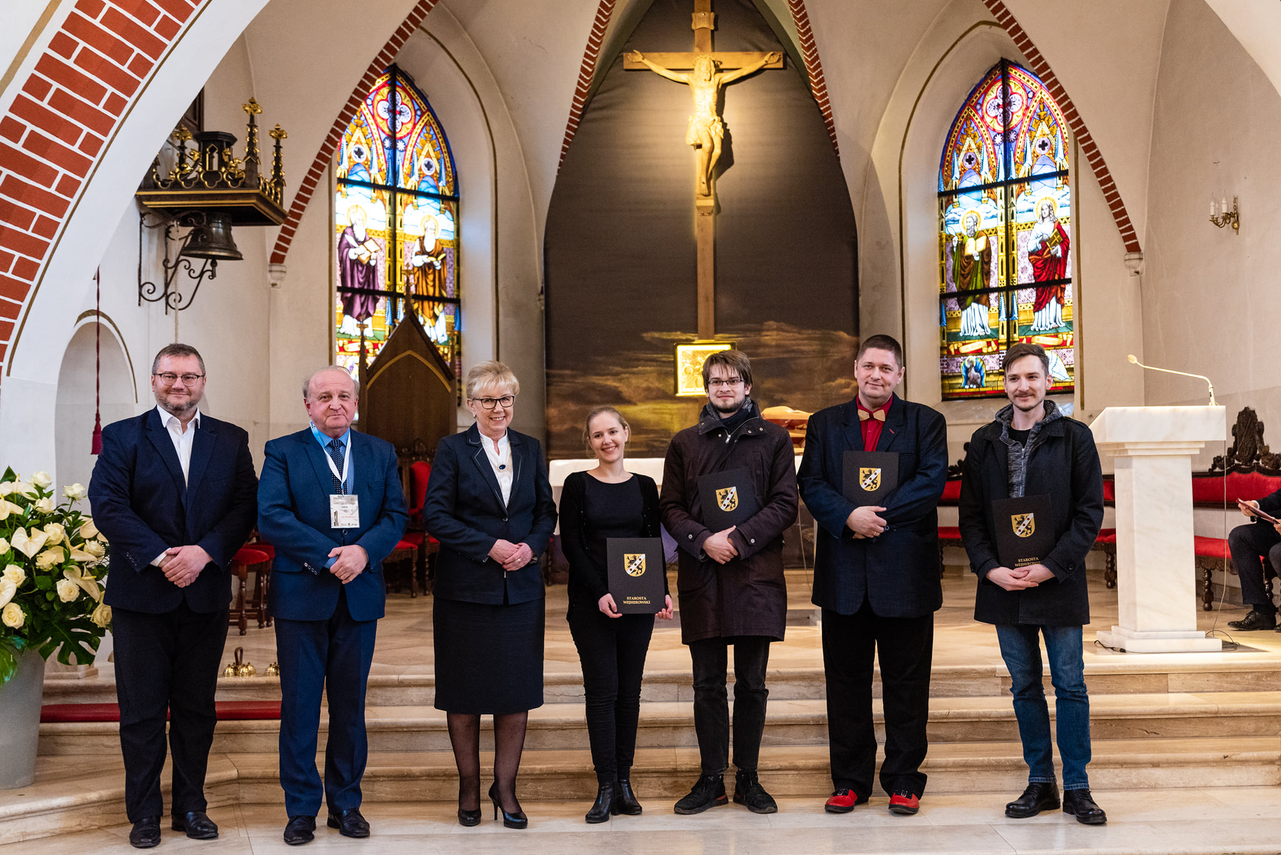 Zdjęcie do newsa Rozstrzygnięcie IX Ogólnopolskiego Konkursu Kompozytorskiego na chóralny utwór pasyjny do tekstu w języku kaszubskim.